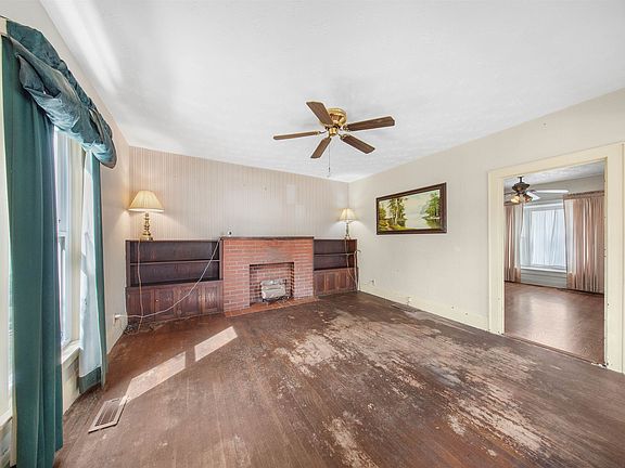 4th image of 601 Gartrell St