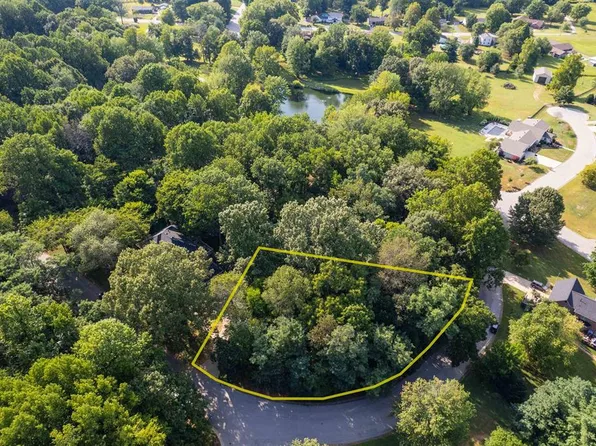 2835 Timberline Dr, Owensboro, KY 42303