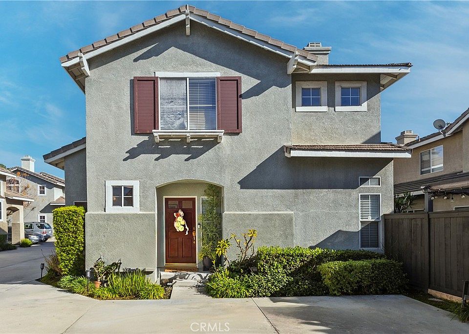 1st image of 1729 Sunflower Ave #B