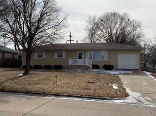 1805 Laramie St, Marysville, KS 66508