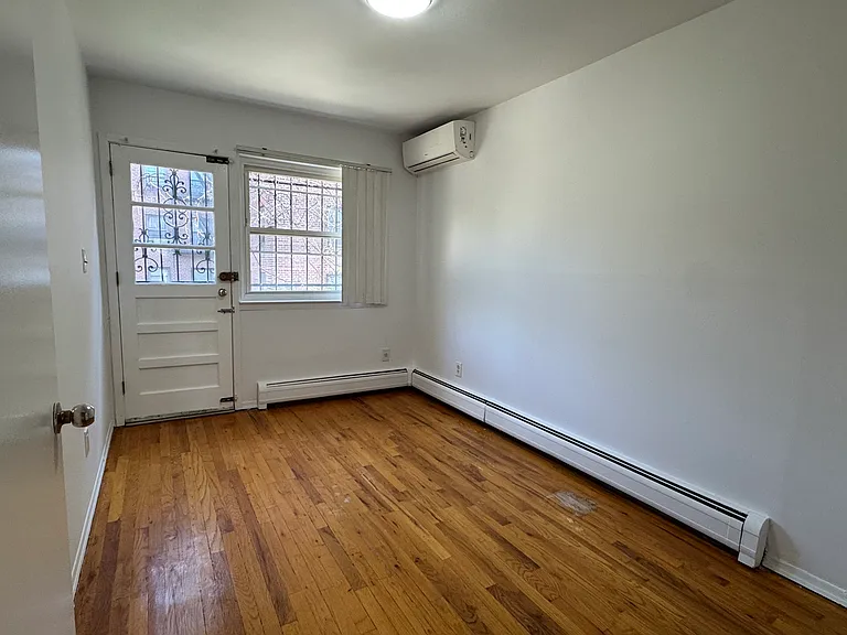 158-12 65th Ave #2F — Photo 8