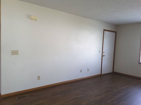 4th image of 216 Stonewall Ct APT 1*