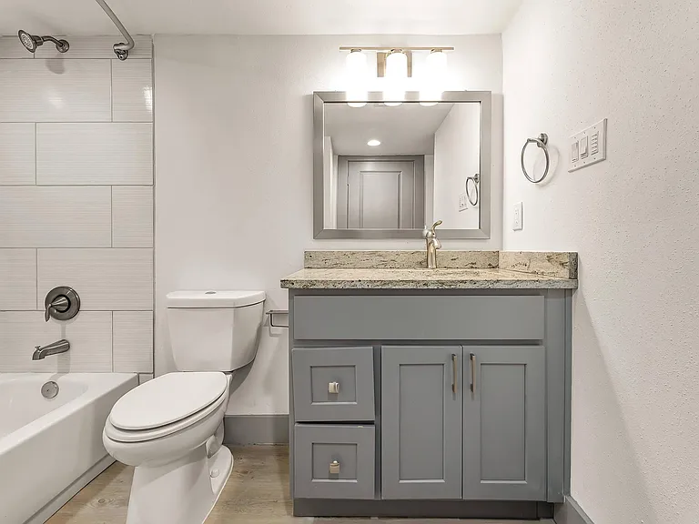 The Dawson at Stratford Apartments — Photo 163