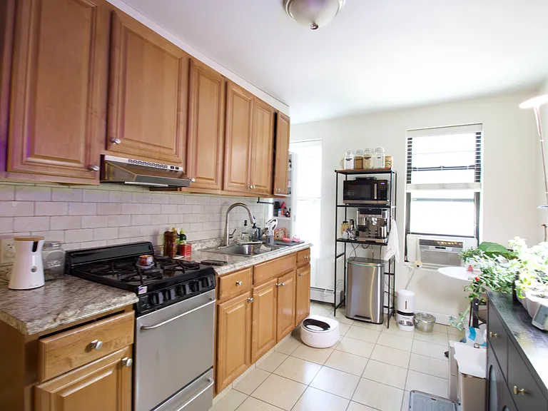 77 E 2nd St #7 — Photo 4