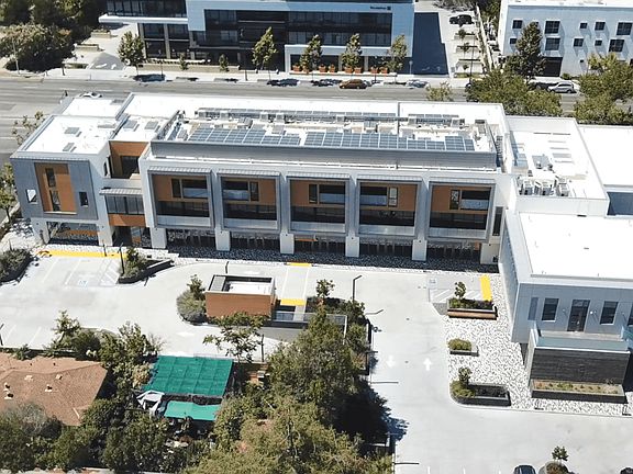 4th image of 2515 El Camino Real #10