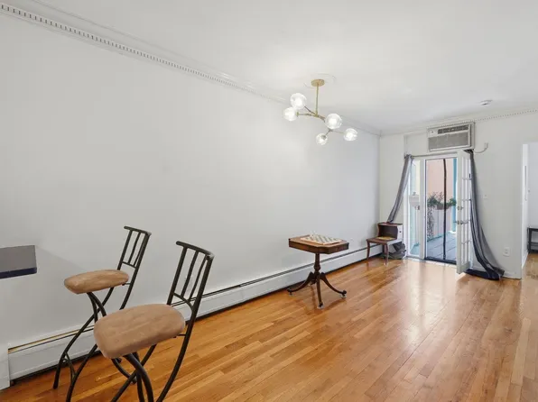 278 Monmouth St #2L, Jersey City, NJ 07302
