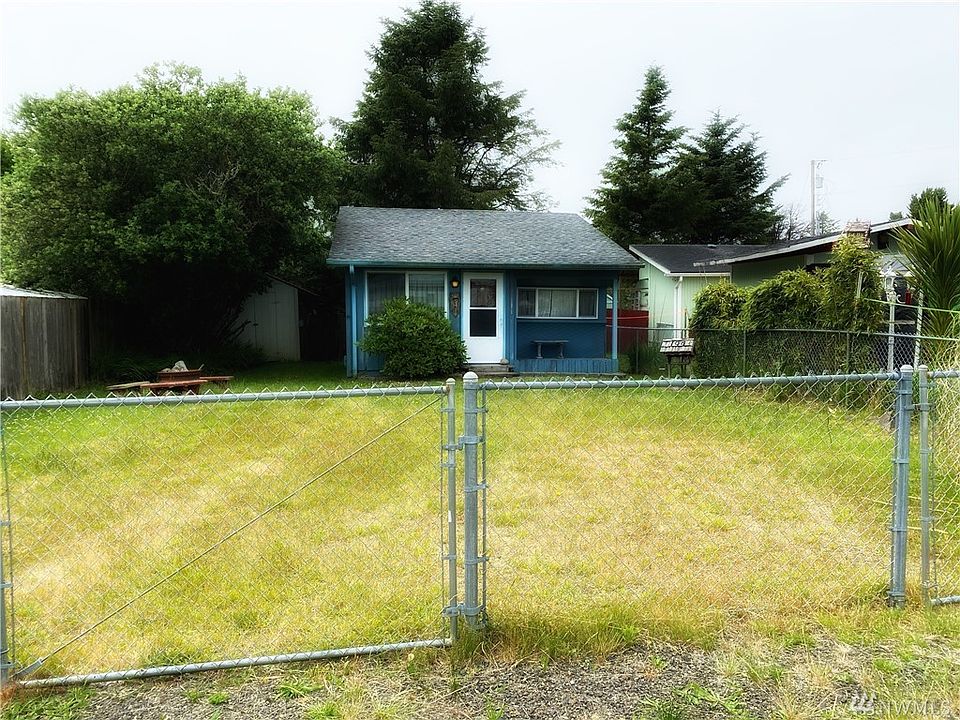 1st image of 108 Galleon Loop NE