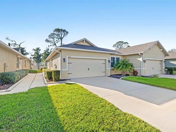 8106 Pine Crest St, Seminole, FL 33777