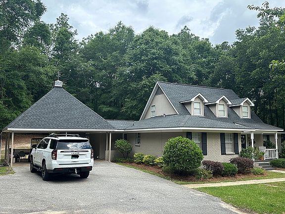 Driveway poured in 2019