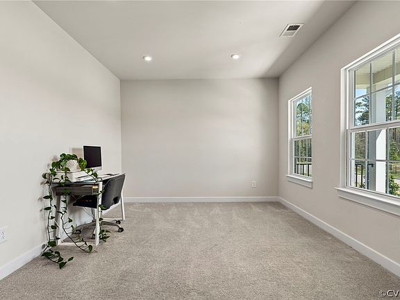 5th image of 13512 Bastian Dr