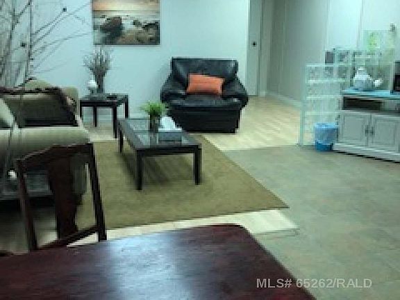 4th image of 5020 48th St #B