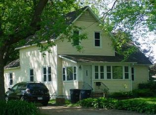 332 2nd Ave SW, Forest Lake, MN 55025