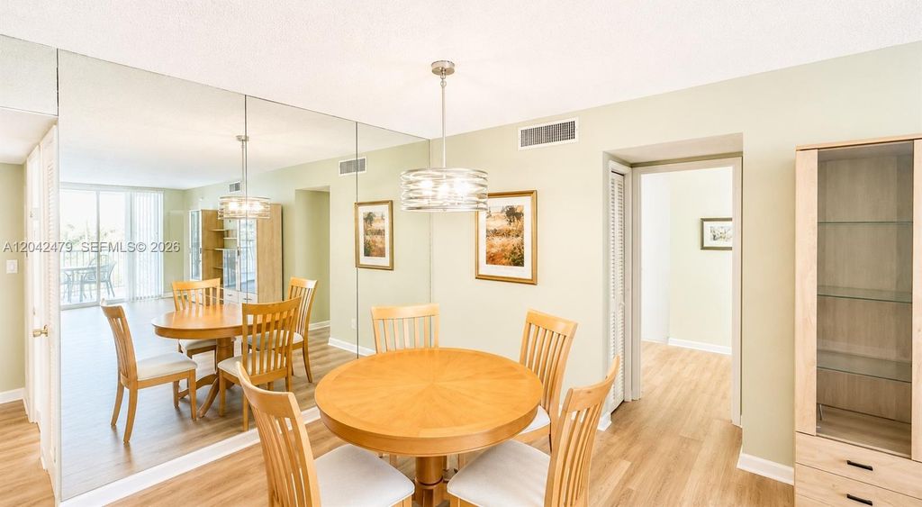 2671 S Course Dr APT 208, photo 2
