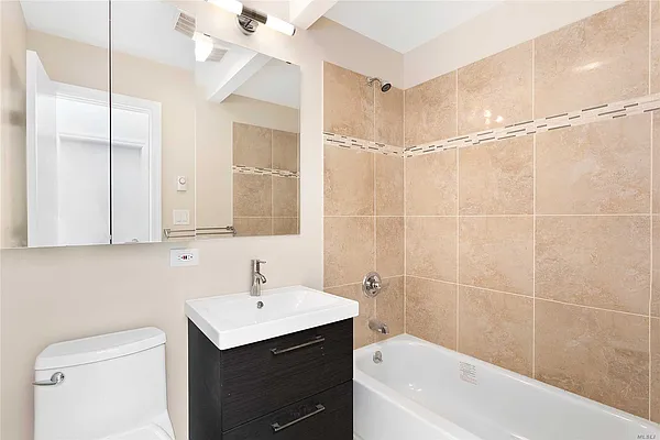 Sold by Prime Realty | media 10