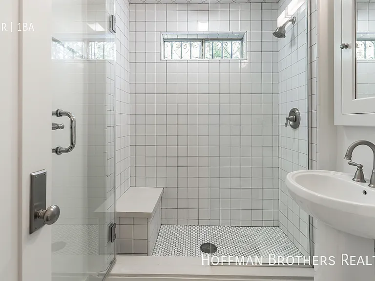 254 S Vendome St #4 — Photo 13