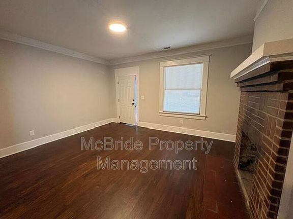 3rd image of 1837 Fenwick St