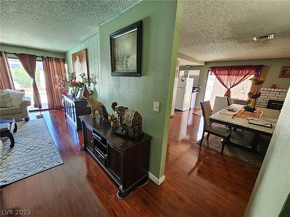 5th image of 1916 Rockledge Dr