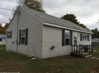 15 James St, Bingham, ME 04920