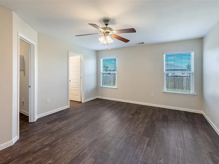 710 Mitchell Dr — Photo 11