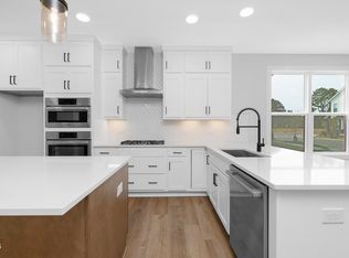 2400 Adrift Rd, Fuquay Varina, NC 27526