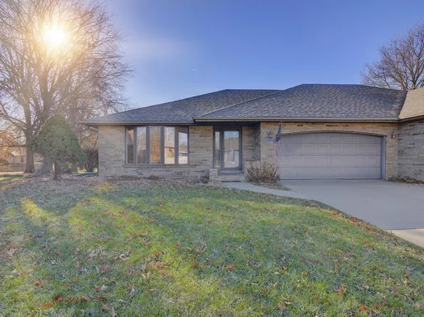 1266 E Marquette Court, Springfield, MO 65804