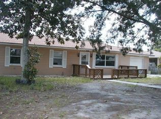 5810 Pine St, New Port Richey, FL 34652