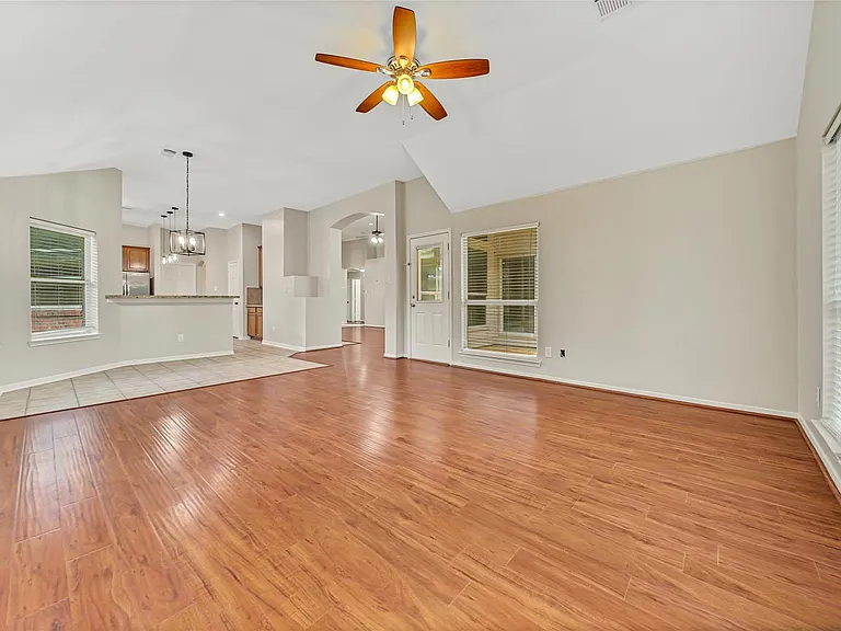 14526 Red Tailed Hawk Ln — Photo 20