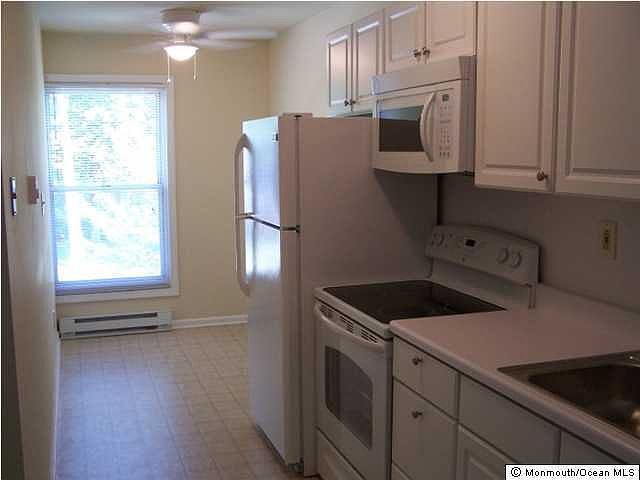 2nd image of 510 Garfield Ave #B
