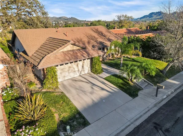 854 Rim Crest Dr, Westlake Village, CA 91361