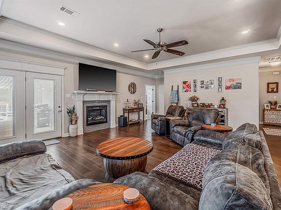 5th image of 7301 Stonehenge Dr