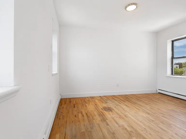 2342 Atlantic Ave #5D — Photo 11
