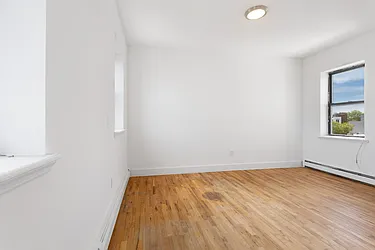 Rented by Safdie Realty Group