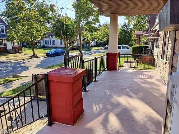 3rd image of 4001 Cullen Dr