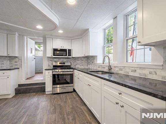 4th image of 2215 Grier Avenue