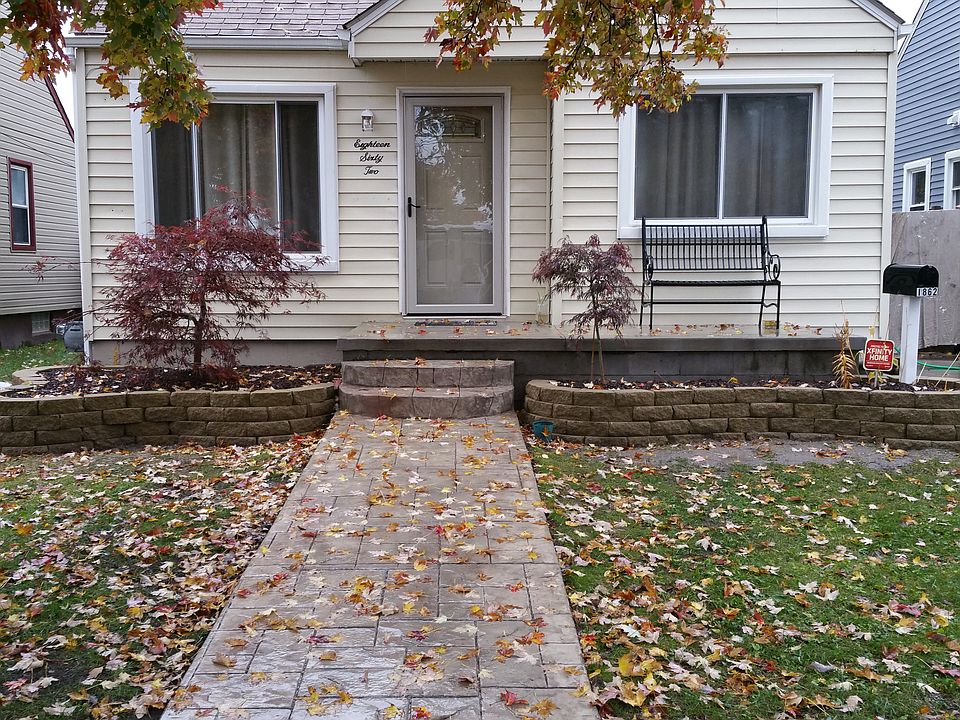 1st image of 1862 Detroit Ave