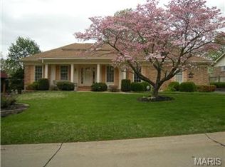 309 San Angelo Dr, Chesterfield, MO 63017