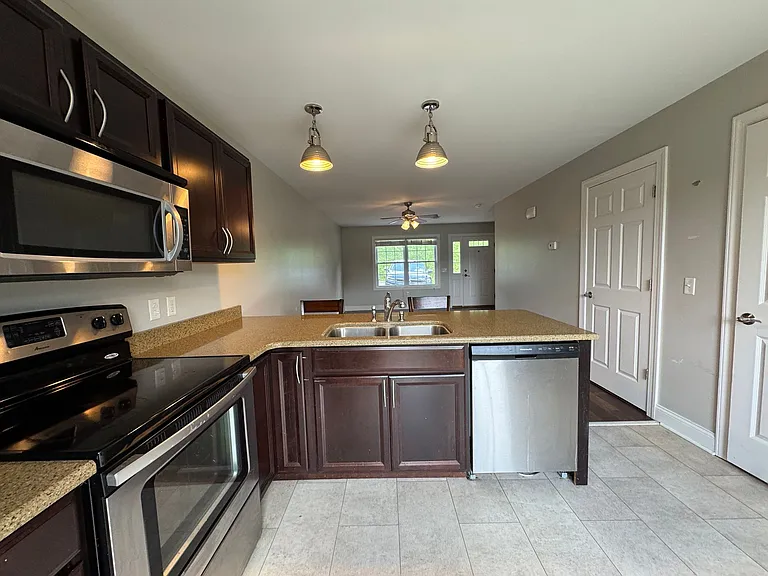 111 Butler Dr — Photo 12