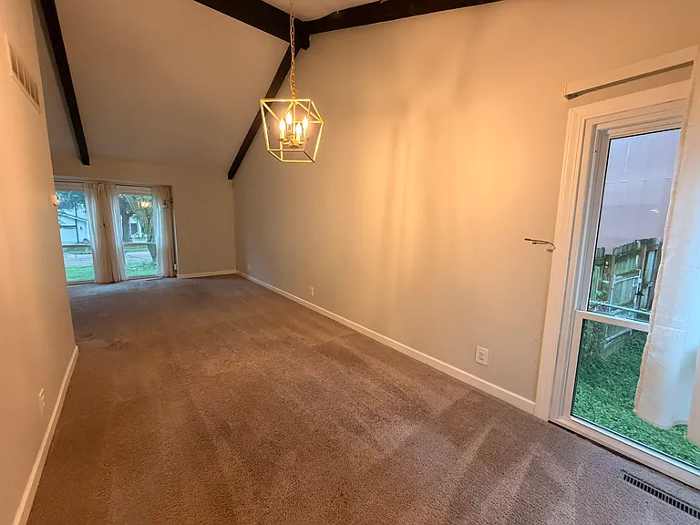 904 Kountze Memorial Dr — Photo 10