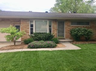 1017 Willow Dr, Saint Joseph, MI 49085