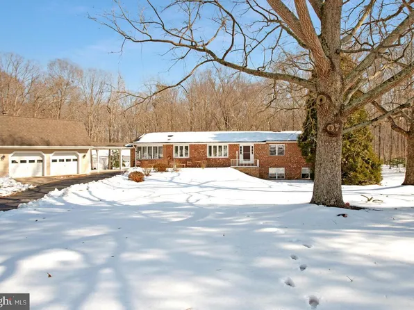 2451 Boxwood Pl, Huntingtown, MD 20639