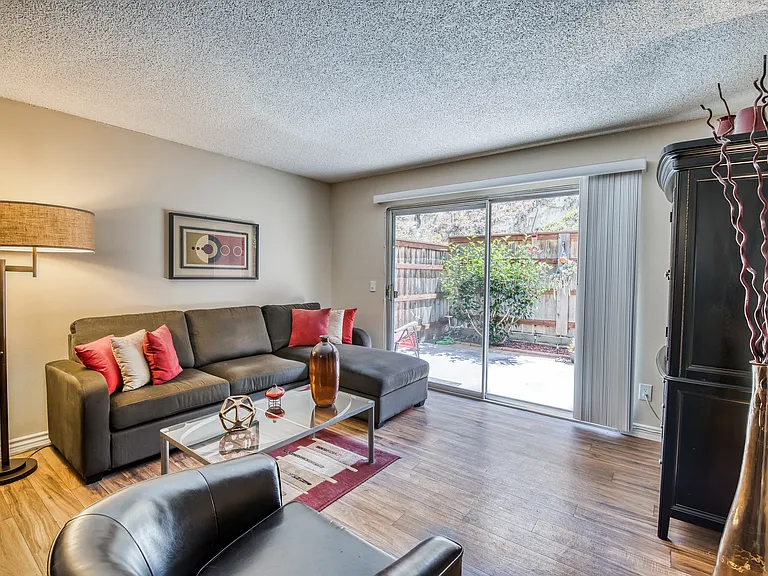 Aspen Park Apartments — Photo 8