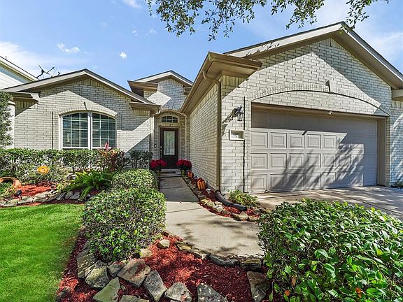 2nd image of 2707 Golden Creek Ln