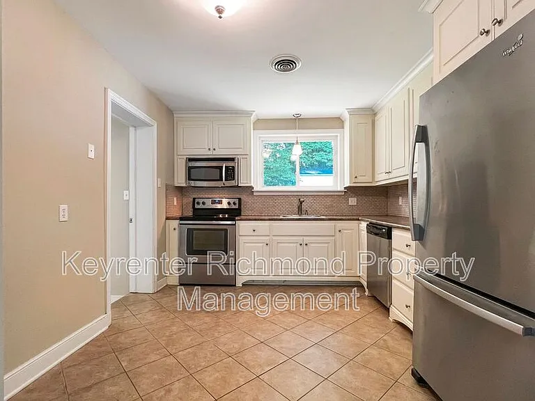 5509 Swan Dr — Photo 7