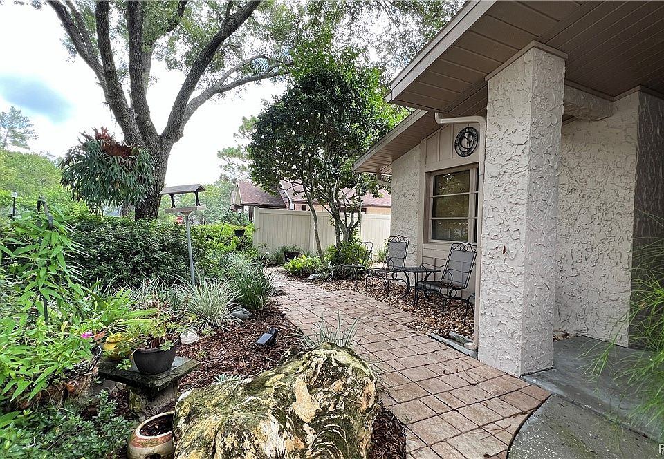 2nd image of 87 Golfview Dr
