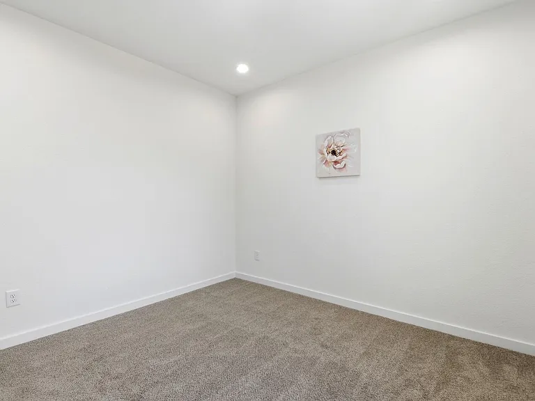 6113 Haight St — Photo 21