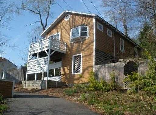 1st image of 4 Roseland Ave