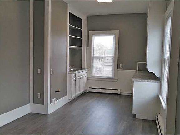 3rd image of 90 Whittier Ave