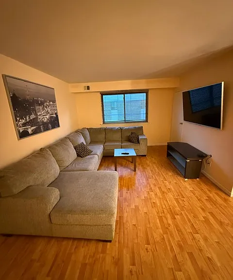 9921 Bustleton Ave #10 — Photo 2