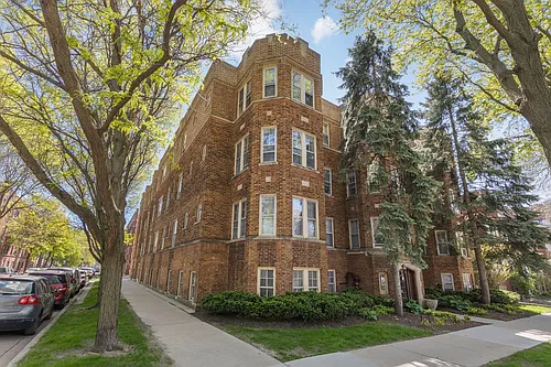 2633 W Ainslie St Photo 1