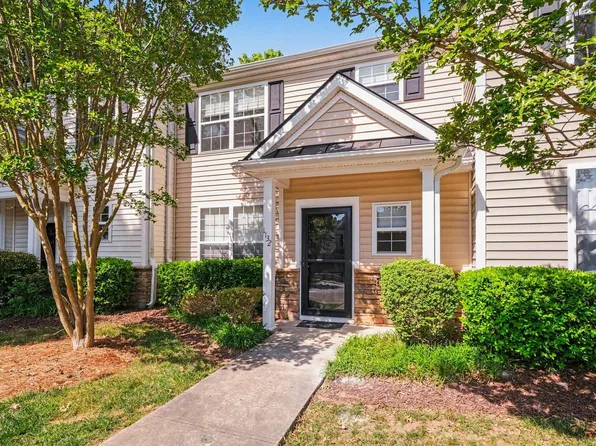 1132 Vermillion Dr, Durham, NC 27713